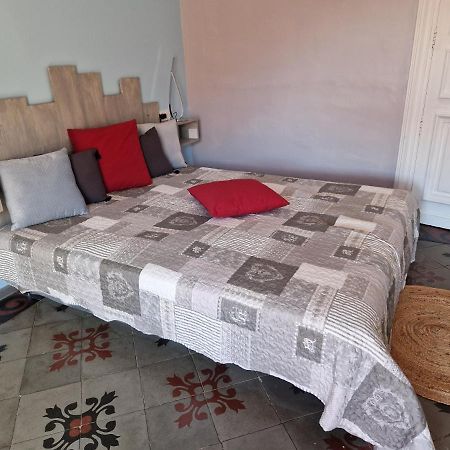 Chez Dedou Et Madou Bed & Breakfast Florensac Luaran gambar