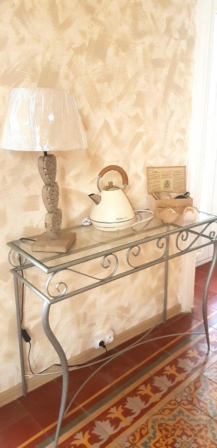 Chez Dedou Et Madou Bed & Breakfast Florensac Luaran gambar