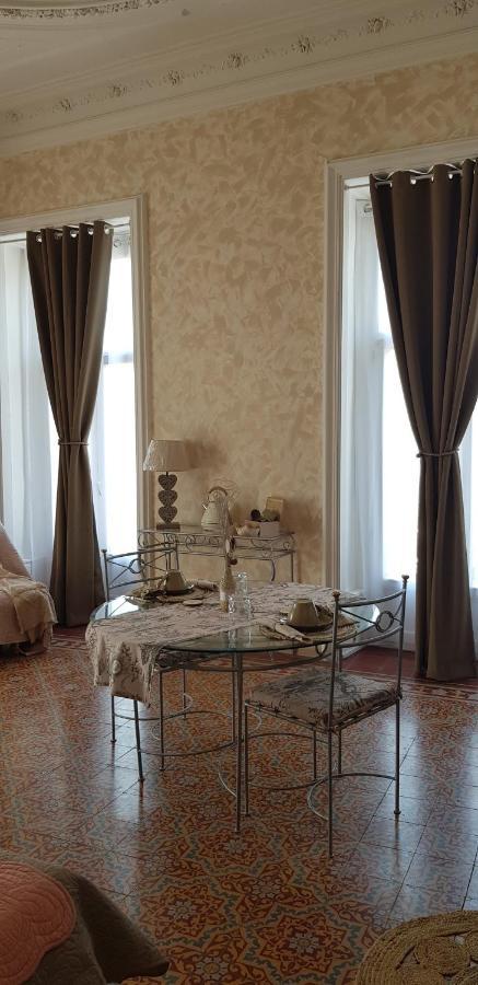 Chez Dedou Et Madou Bed & Breakfast Florensac Luaran gambar