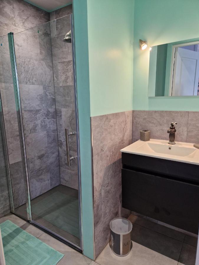 Chez Dedou Et Madou Bed & Breakfast Florensac Luaran gambar