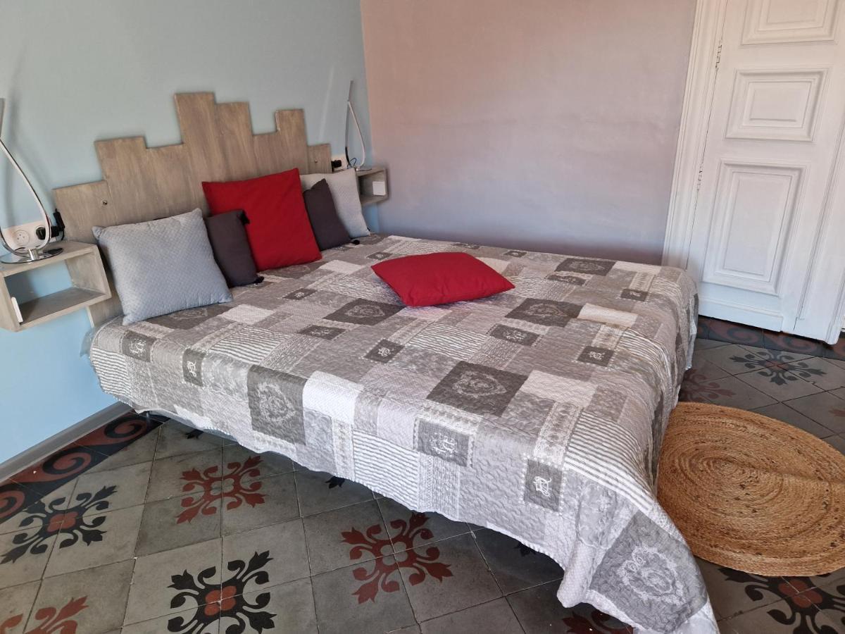 Chez Dedou Et Madou Bed & Breakfast Florensac Luaran gambar
